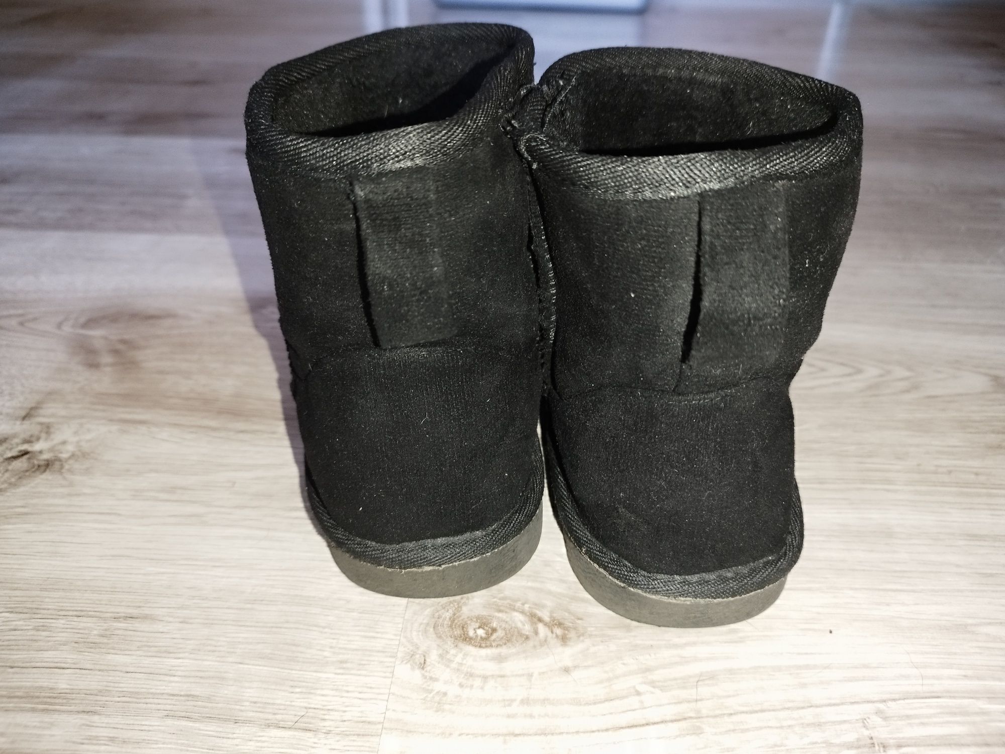 Buty a la uggy marki 157 rozmiar 38/39