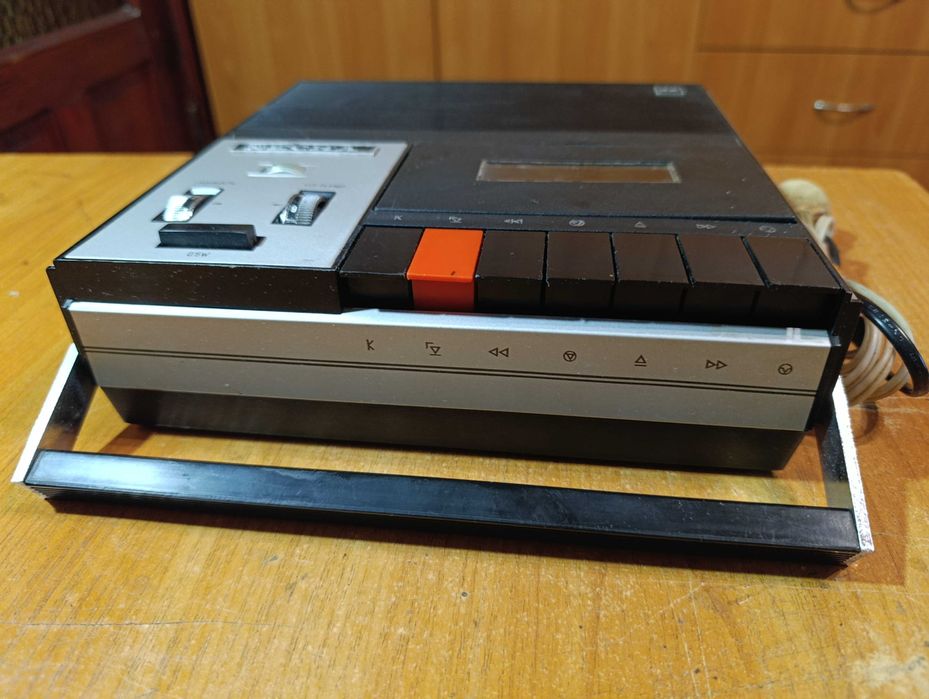 Магнитофон "Весна 305" 1975 год