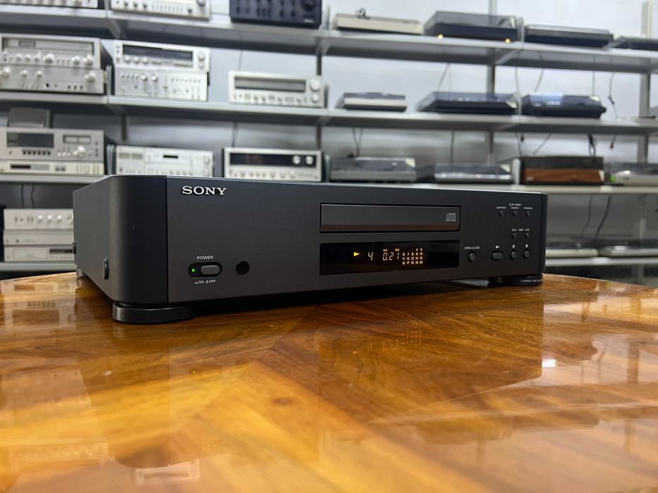 Odtwarzacz płyt CD Sony CDP-S7 Audio Room
