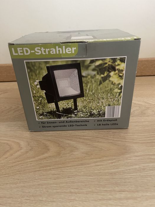Lampa ogrodowa LED
