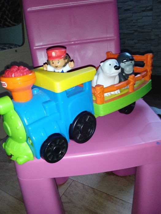 Игрушки Fisher price  little people оригинал