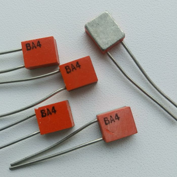 Продам диоды КД212В