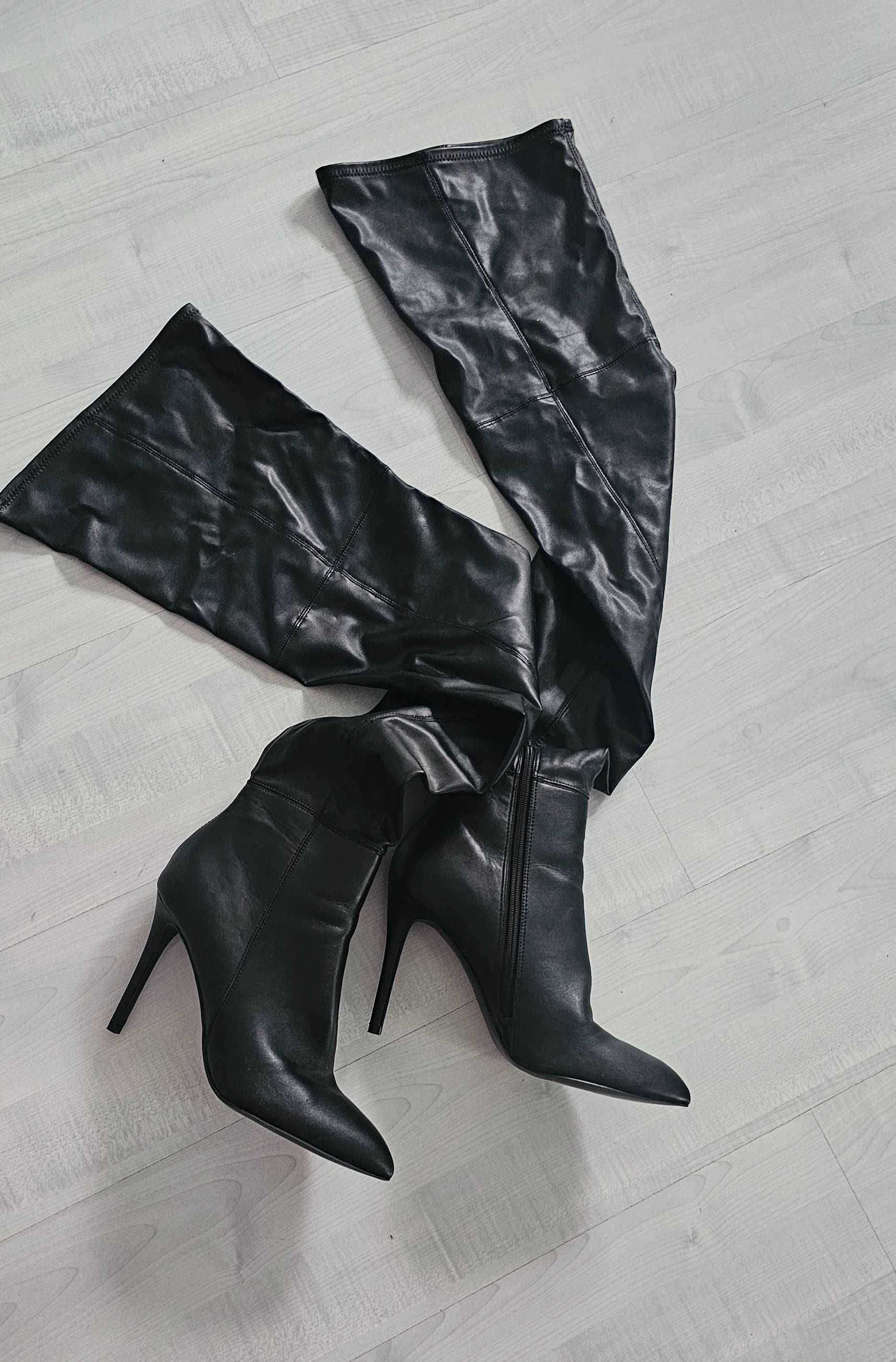 Steve Madden muszkieterki długie czarne roz 41