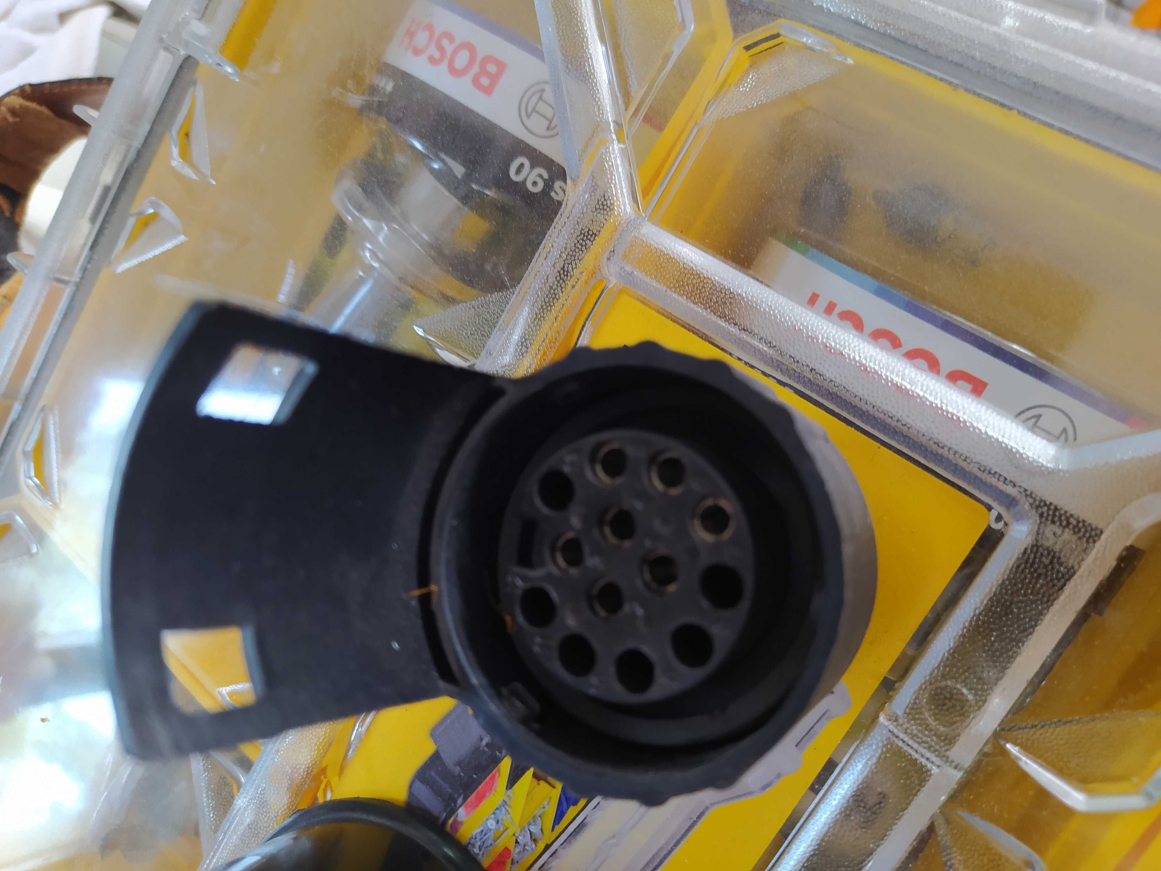 Adapter na hak do przyczepki 7->13 plus gratisy