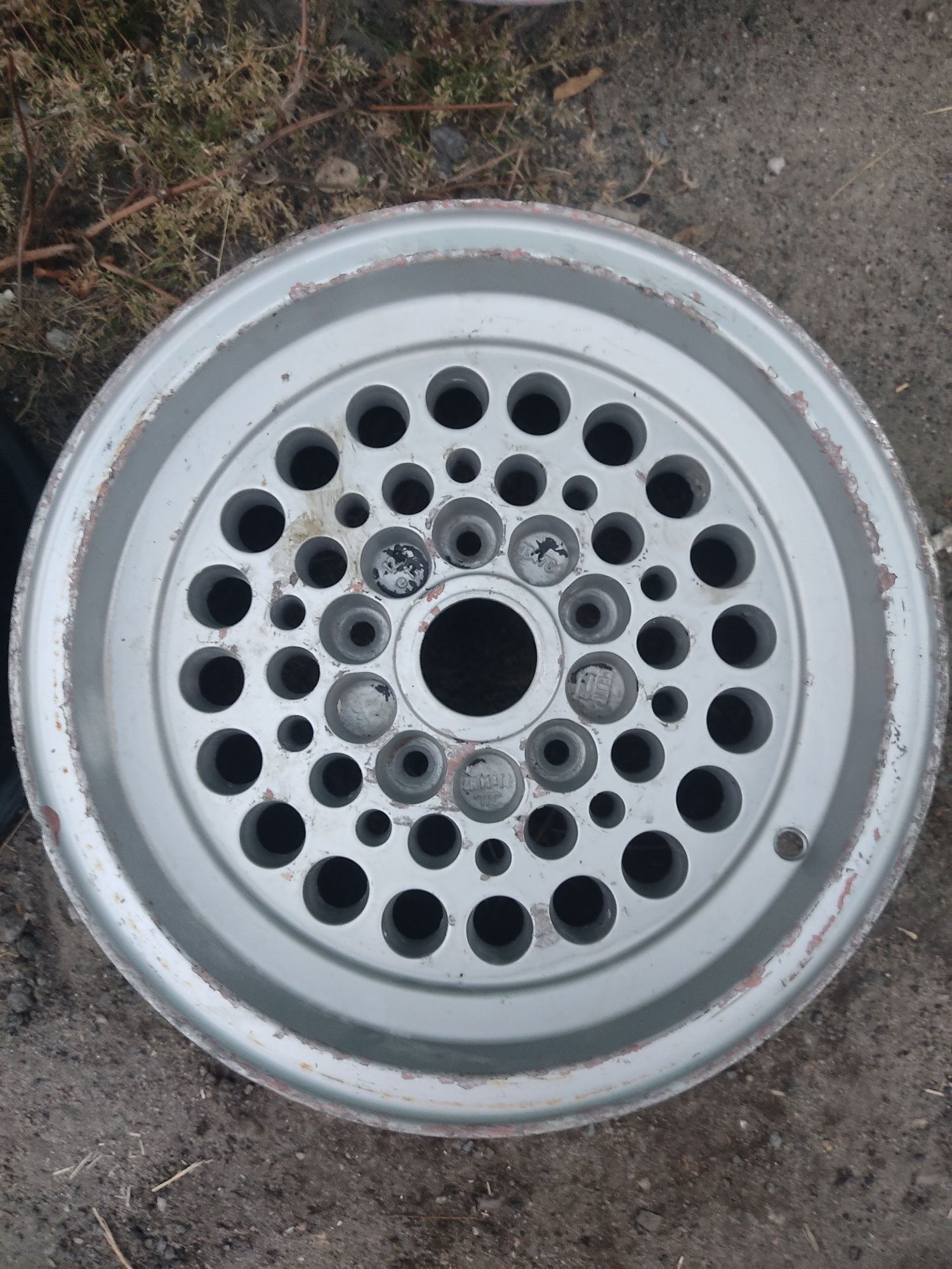 Centra Pepperpots 5x120 Диски 14' 7J ( титани BMW )