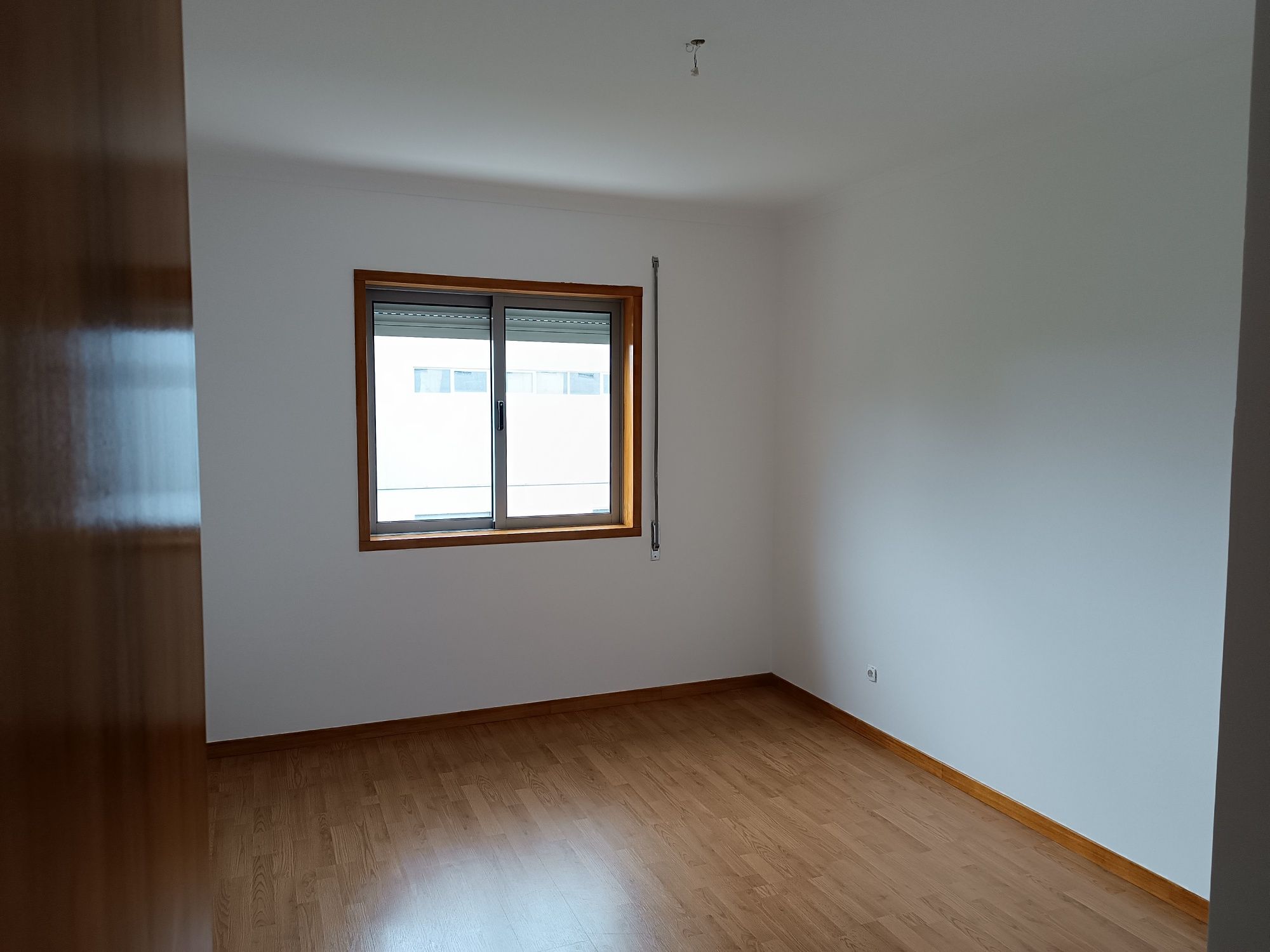 Apartamento T3, excelentes áreas