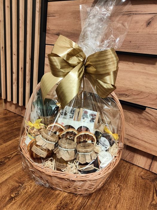 Sprzedam Kosz prezentowy