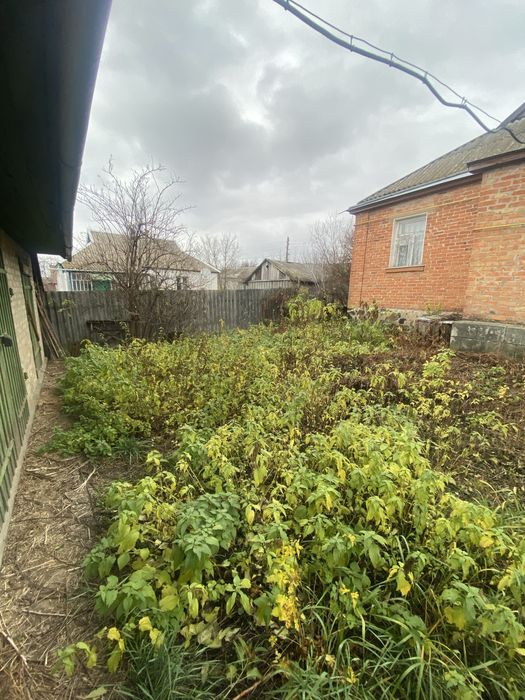 Будинок біля озера