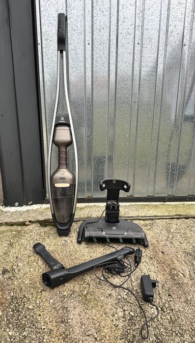 Electrolux pure Q9 uszkodzony