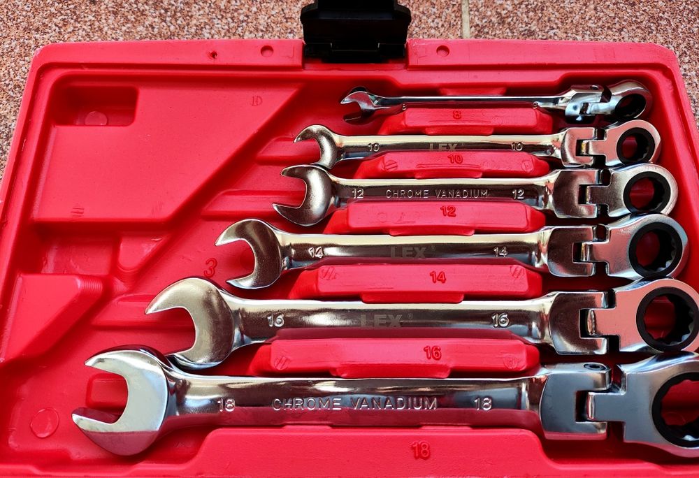 Набір ключів 12 од ріжково накидних з тріскачкою LXKRS12S на кардані