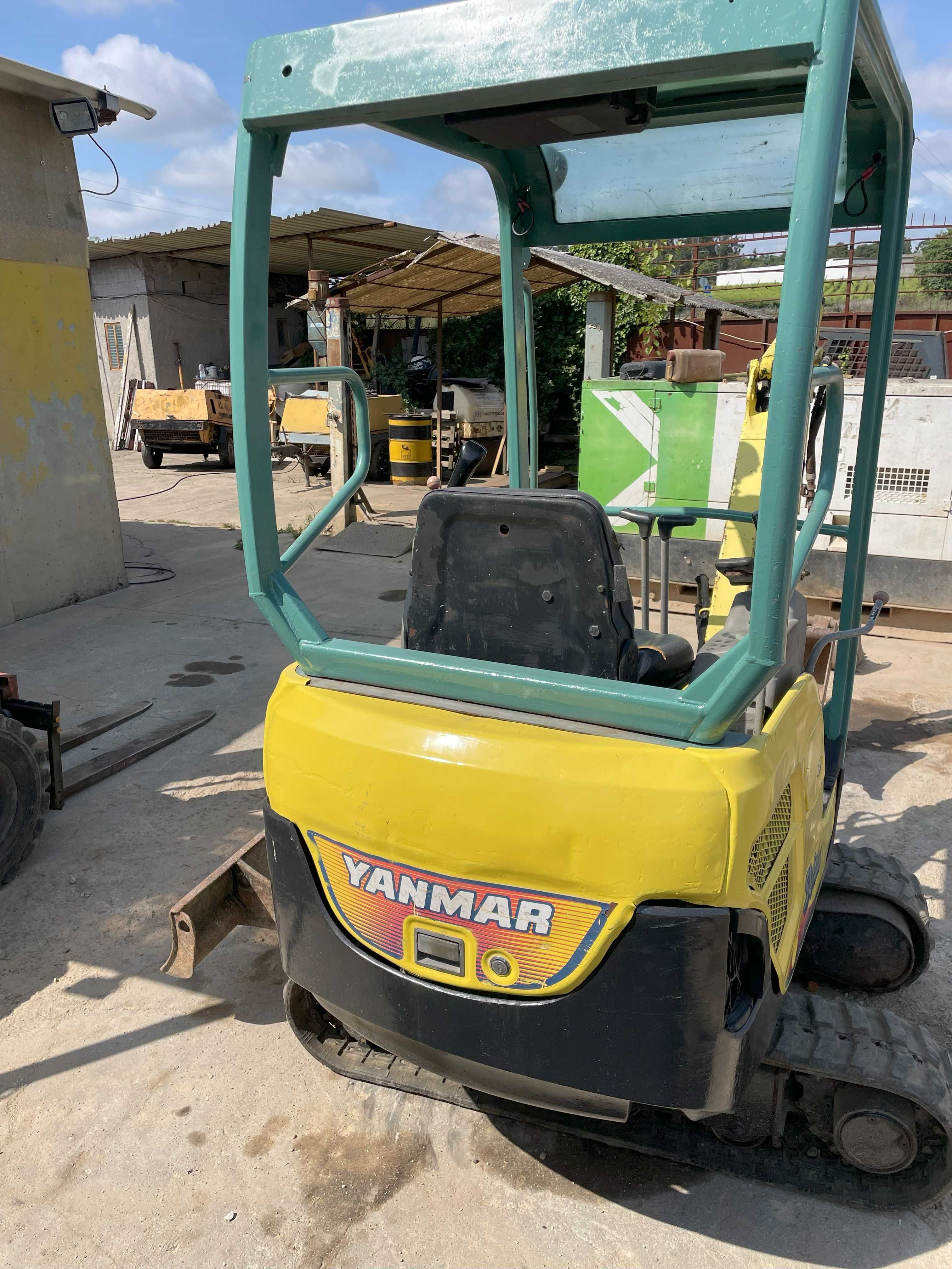 Mini giratória - escavadora Yanmar SV15