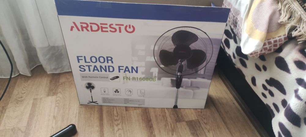 Вентилятор ARDESTO FN-R1608CB Підлоговий