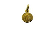 Złoty wisiorek chrystus zbawiciel próba 585 0,64g stan 10/10