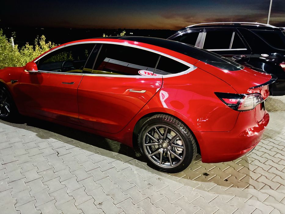 Tesla model 3 ЕВРОПА