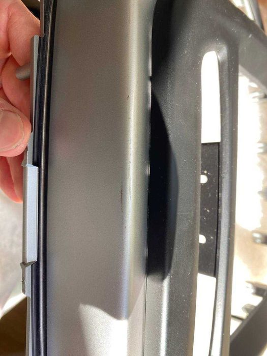 Продам рамку магнітоли Jeep Cherokee KL < 2018 р 1WP091SAAD