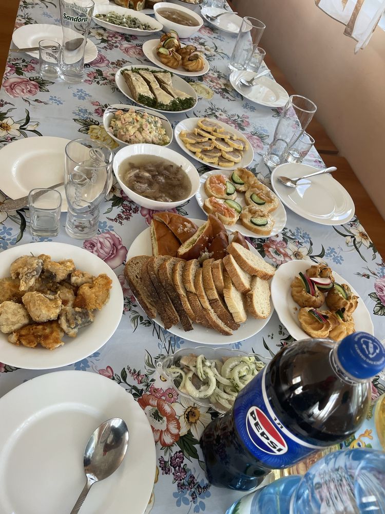 Поминальні обіди
