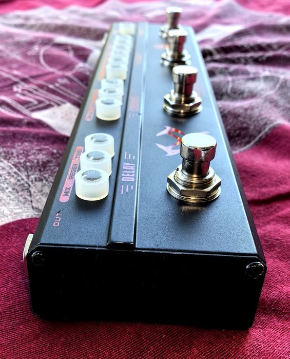Multiefekt gitarowy SONICAKE Black Hammer