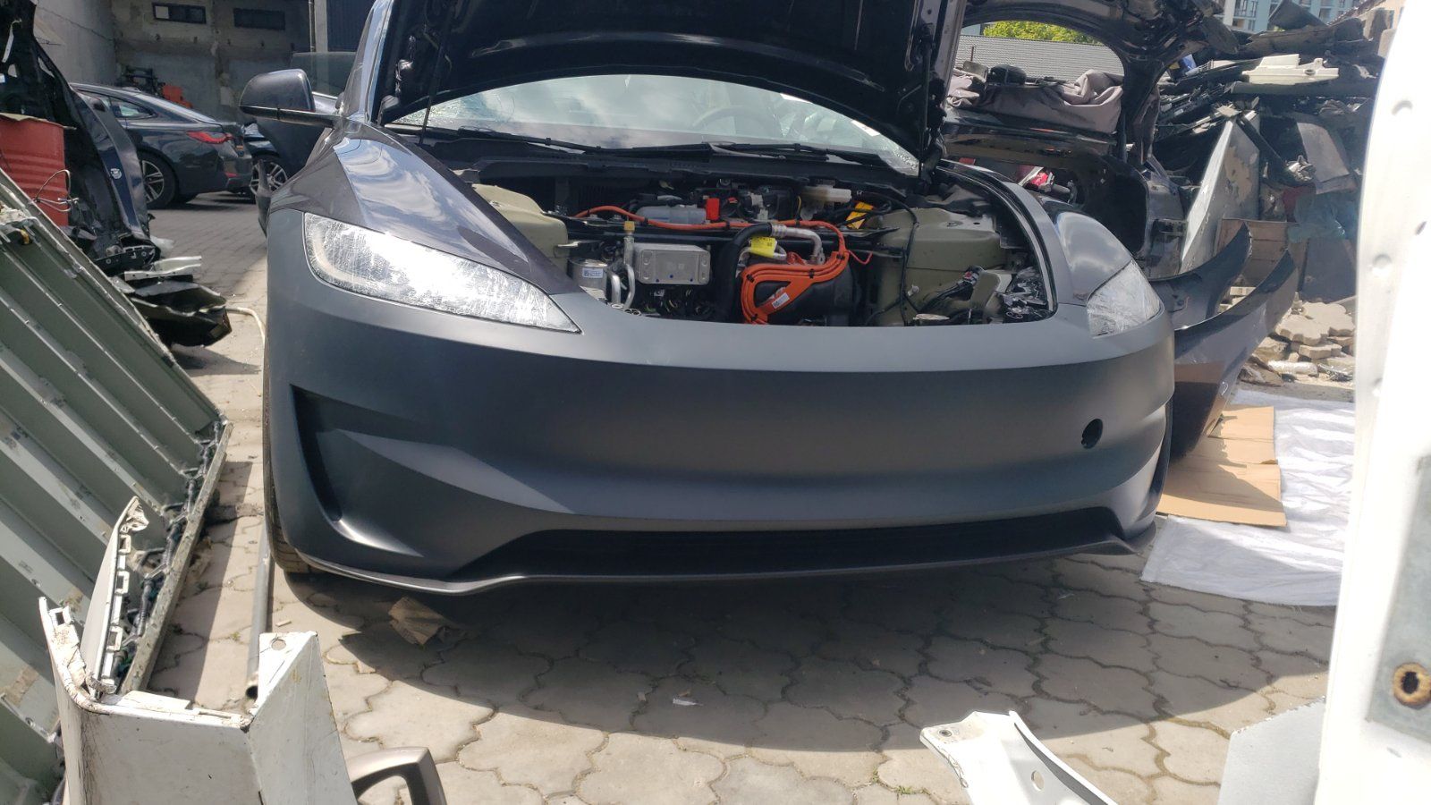 Бампер, губа, захист  Tesla model 3 2024- Highland performance зазори