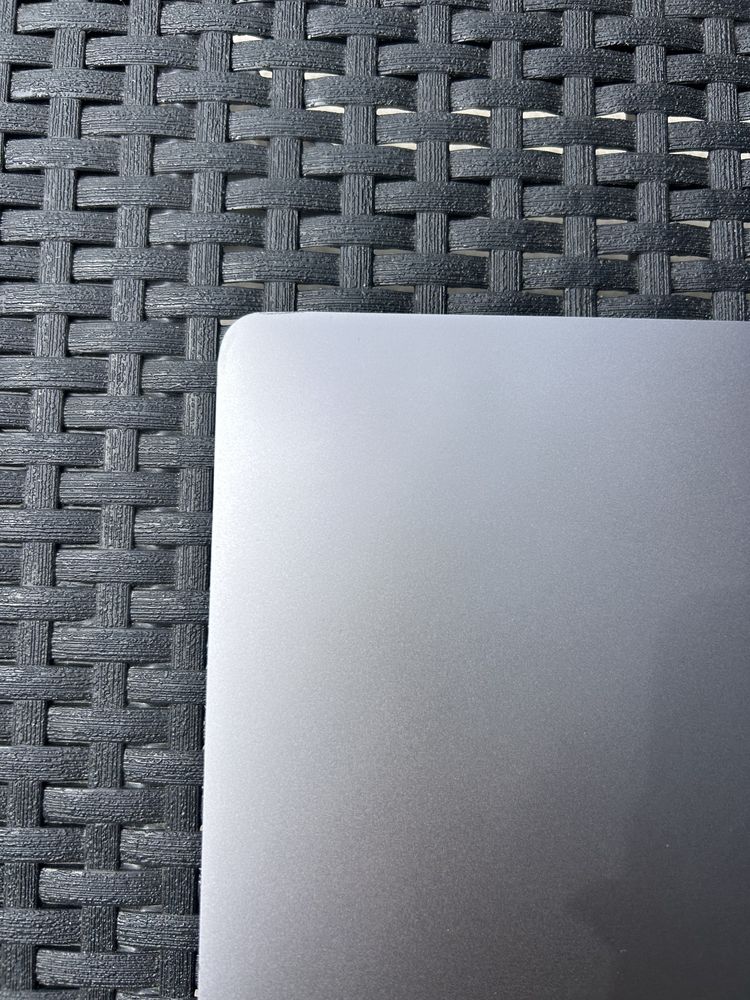 MacBook pro 16” (2019)
