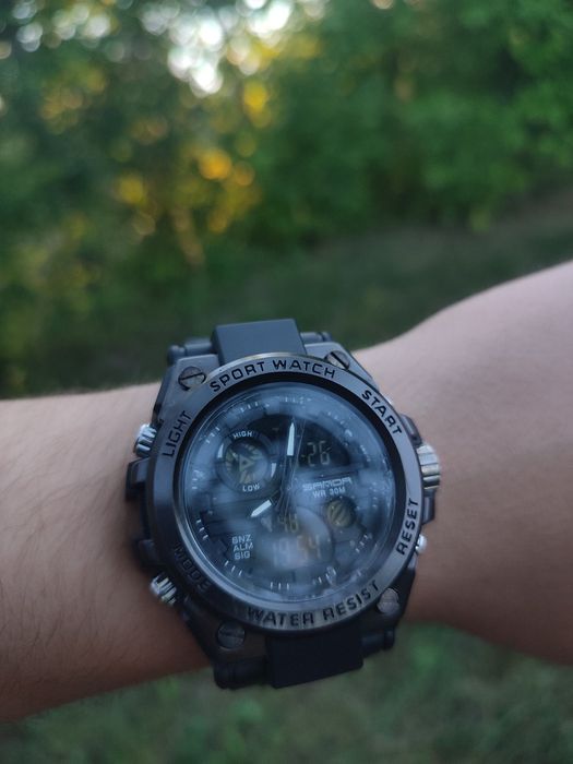Годинник спортивний