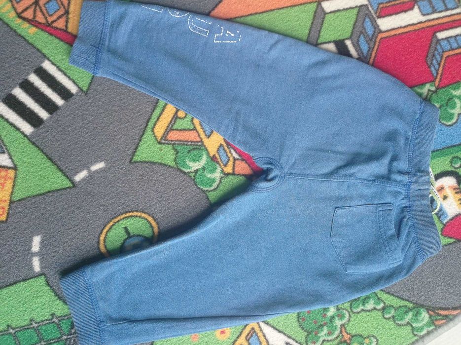 Spodnie chłopięce rozmiar 92