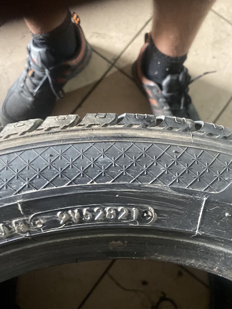 Opony całoroczne Toyo Celsius 225/50R17