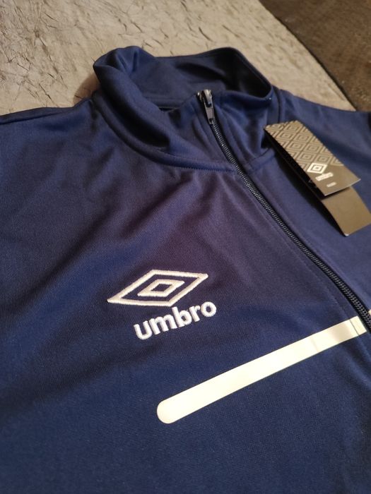 Casaco Umbro Novo com etiqueta