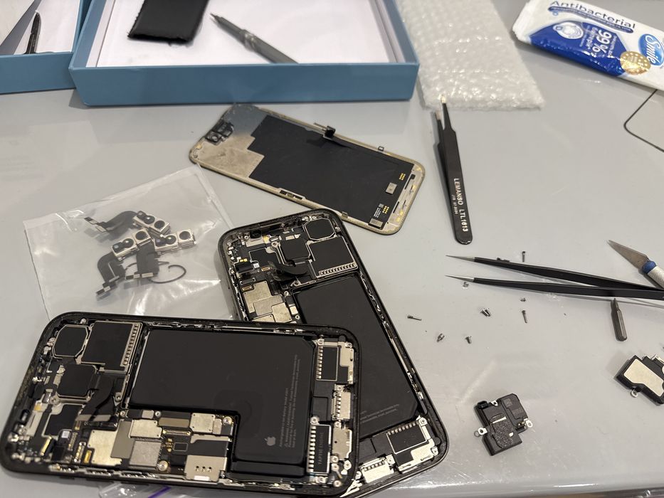 iphone 15 Pro по запчастинам