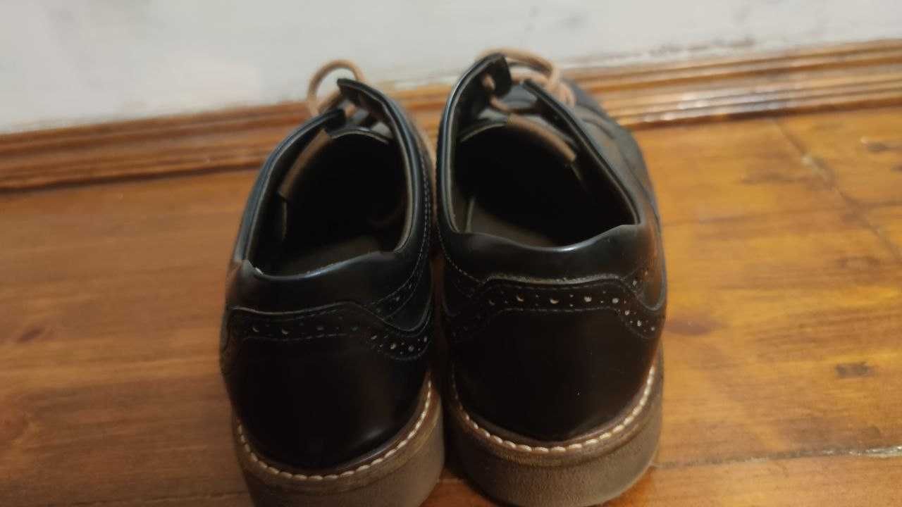 Мужские кожаные туфли/броги  HOGAN 41 размер