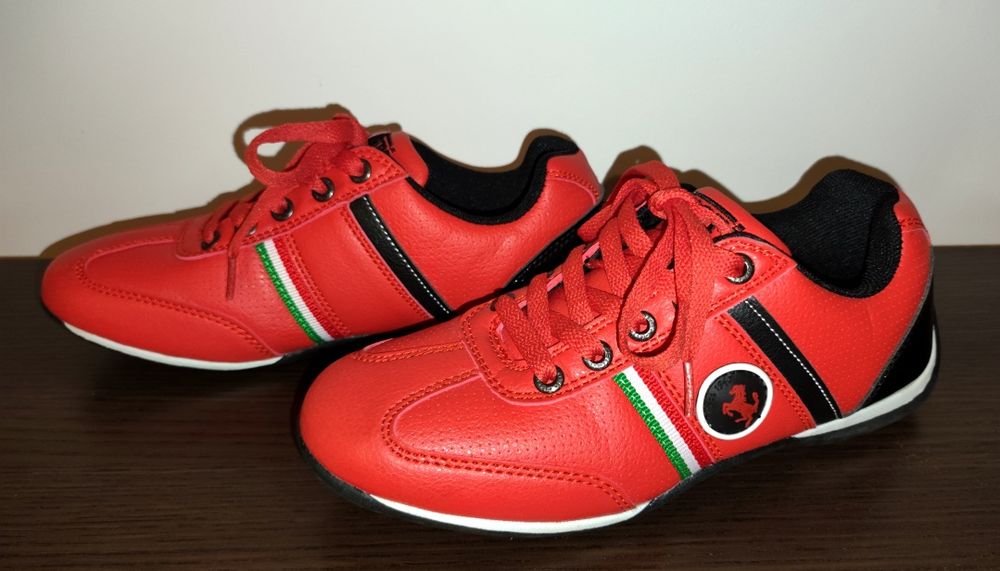 Farrari oryginalne buty 36