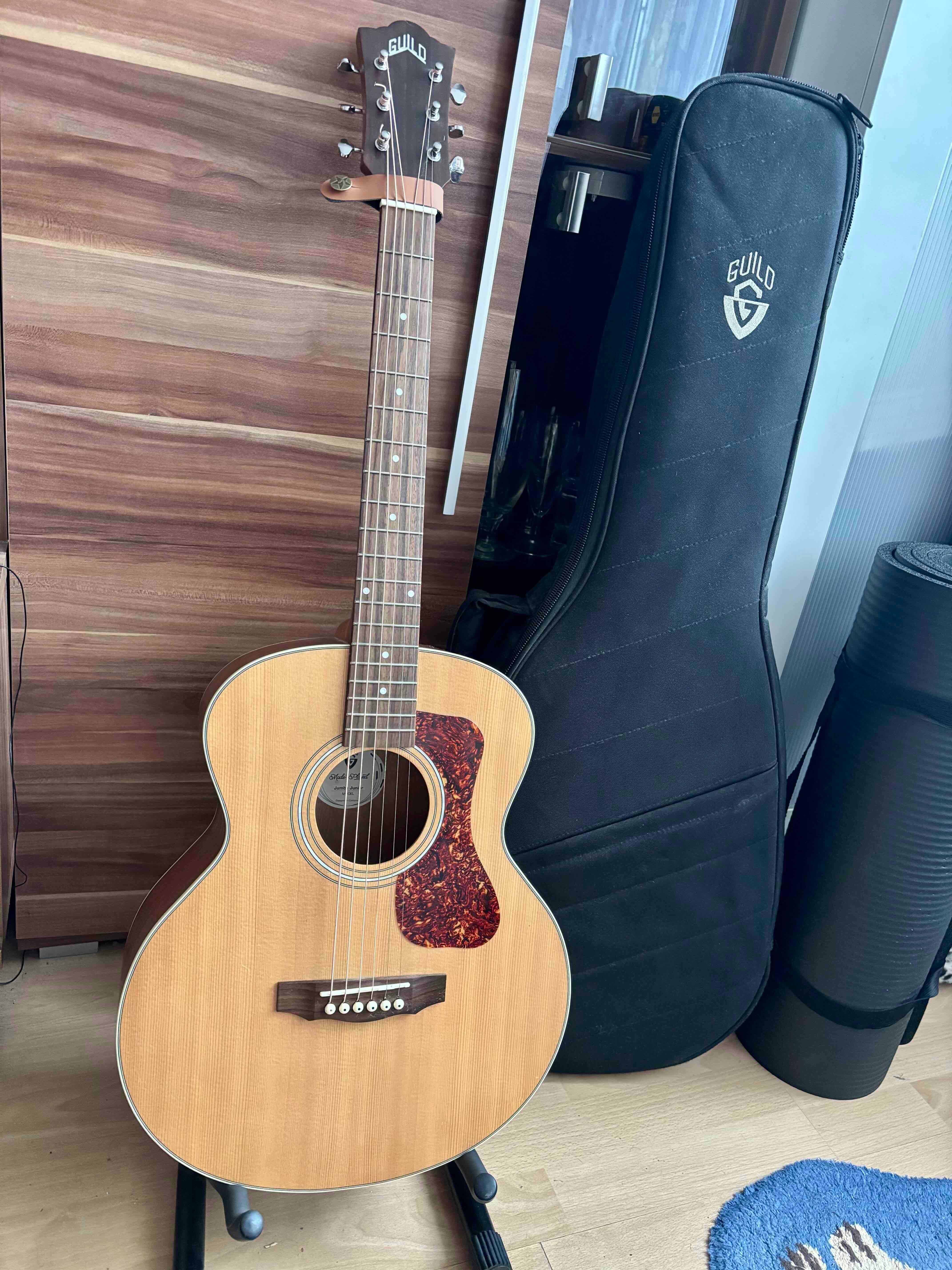 Gitara elektroakustyczna Guild Jumbo Junior z Elektroniką