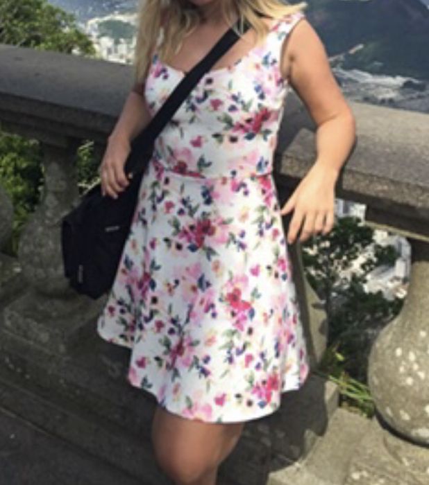 Letnia sukienka w kwiaty