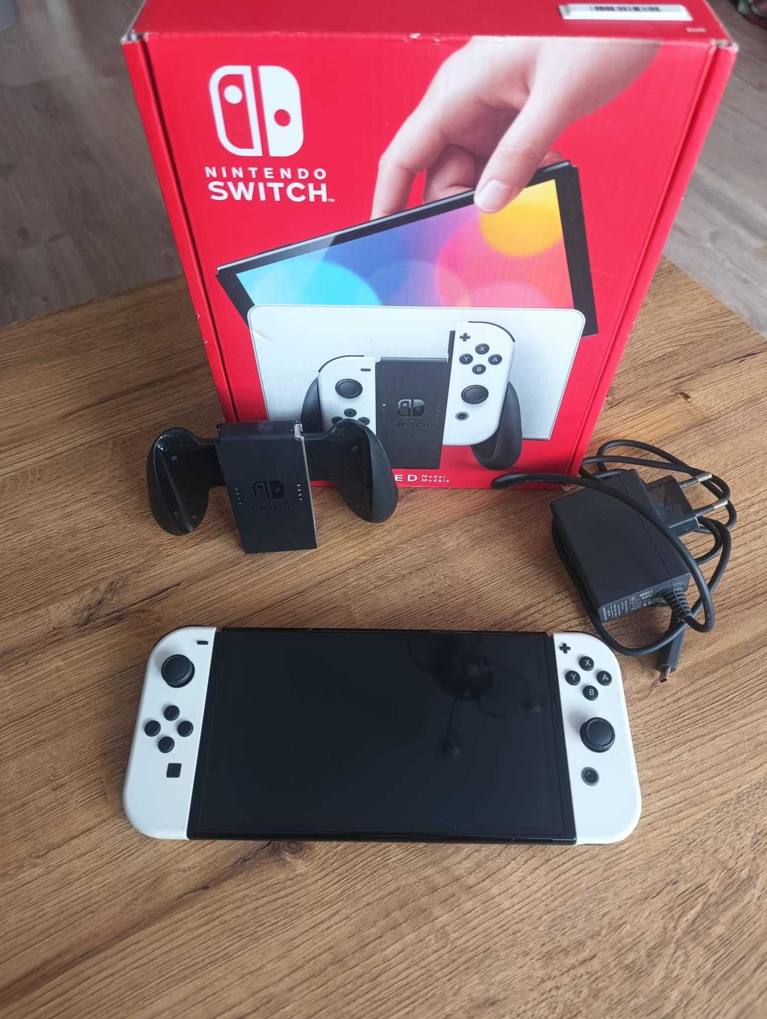 Sprzedam Nintendo Switch Oled, mało używane