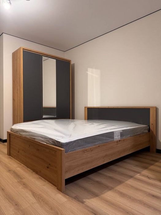 Двоспальне ліжко Домініка з ламелями