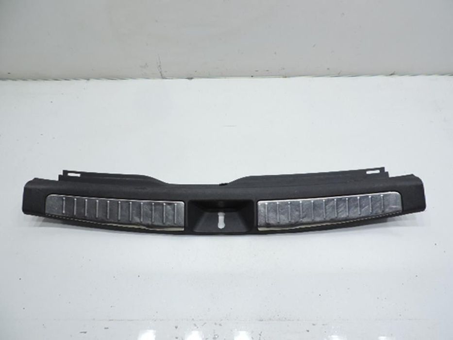 OSŁONA PASA TYŁ TOYOTA AVENSIS T25 KOMBI