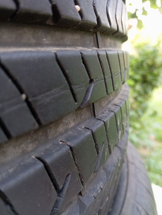 235/50/18 2szt- Goodyear wielosezonowe cena za 2 szt