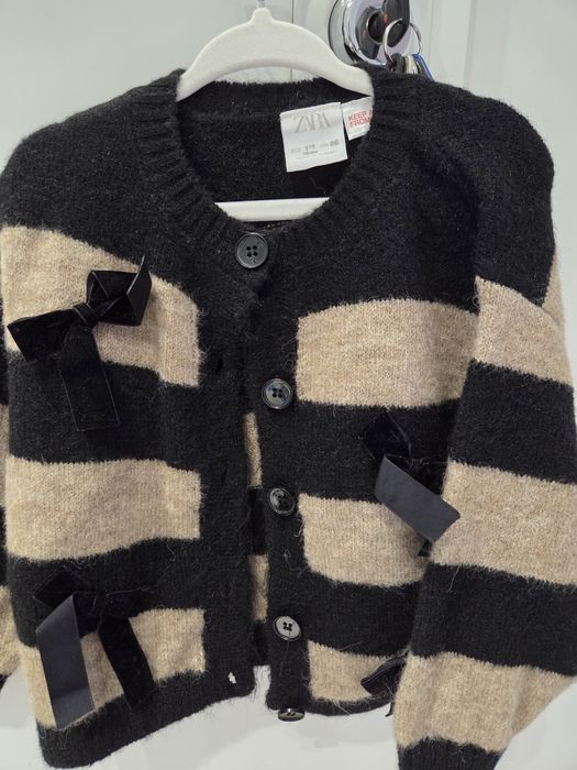 Sweterek firmy ZARA