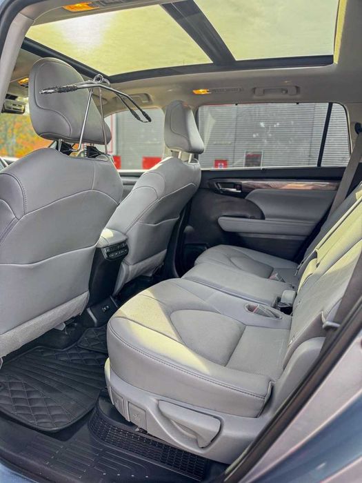 Toyota Highlander Premium 2021