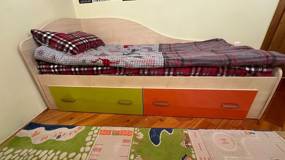 Б/У Дитячі меблі