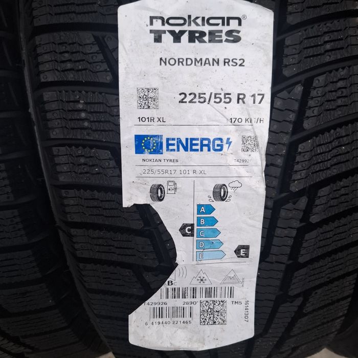 Шини 215/60 R16 / 225/50 R17 / 225/55 R17 NOKIAN Nordman RS 2