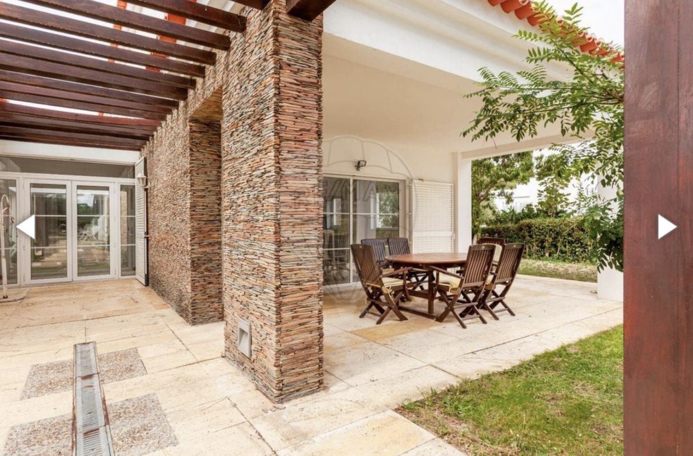 Moradia T5 Charneca de Caparica