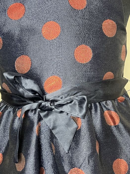 Дитяче нарядне плаття на 2-3 роки. Є 2 однакові одного розміру