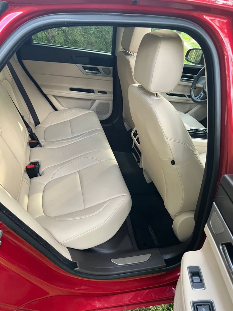 Jaguar XF Stan pedantyczny !