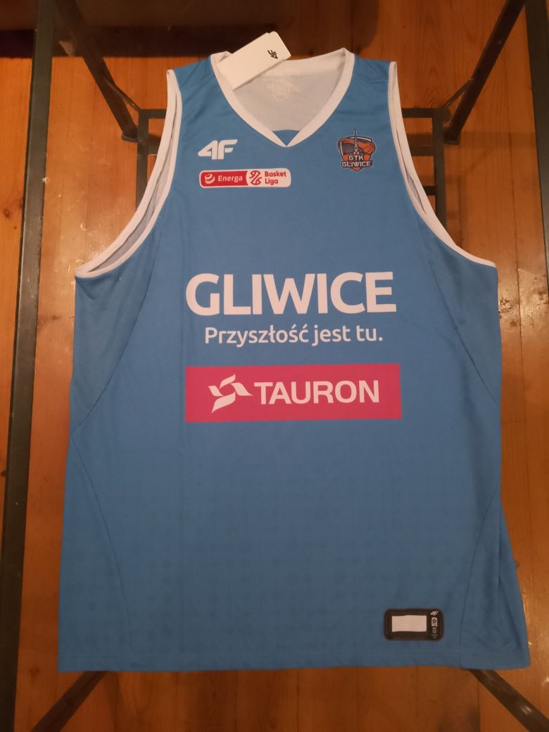 Nowa 4F GTK Gliwice, XXL
