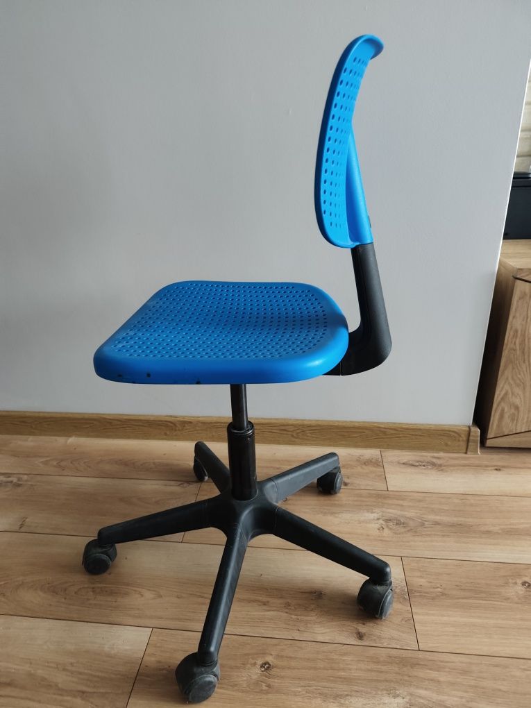 Krzesło obrotowe Ikea Arik, stan bdb.