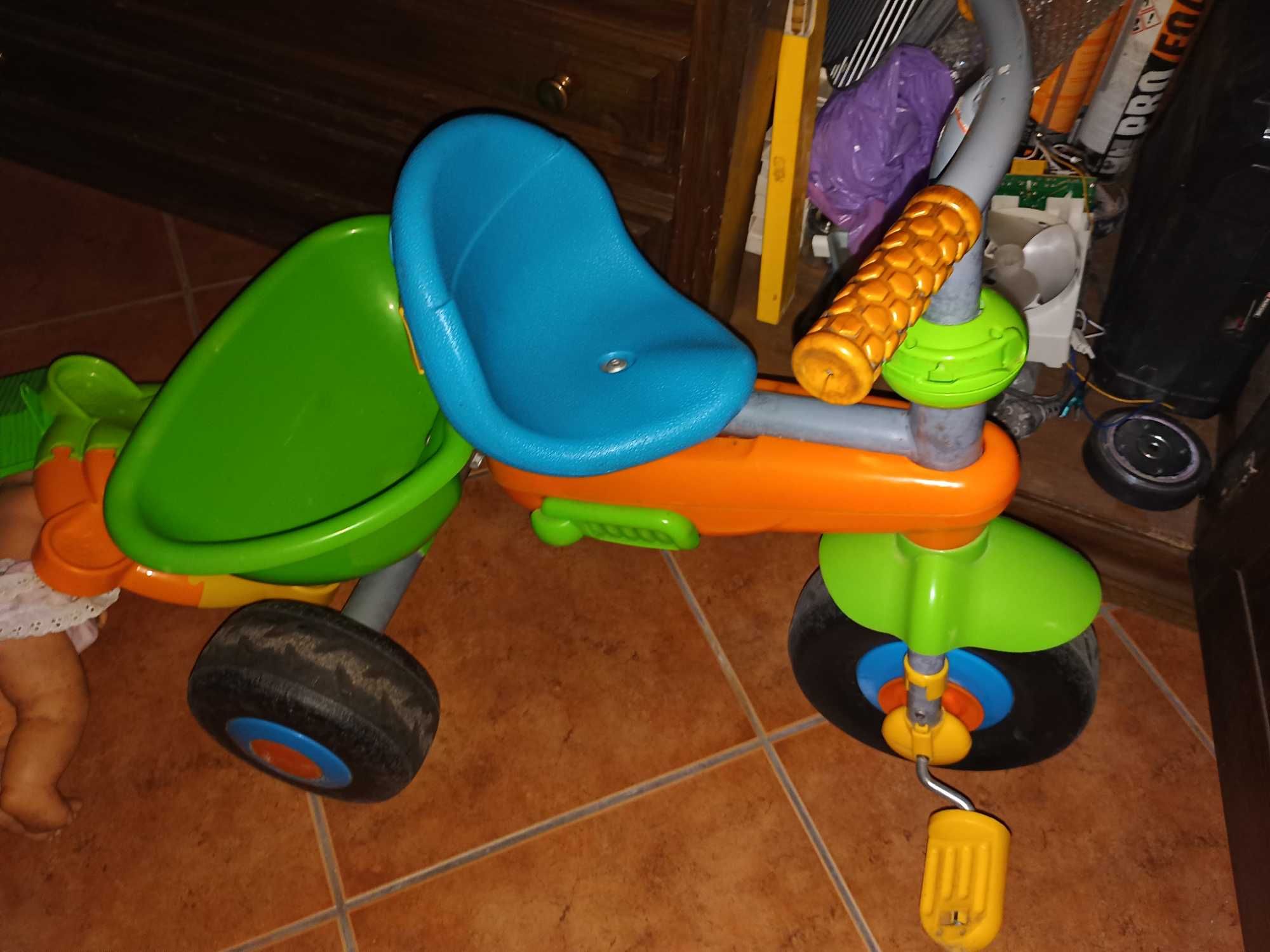 Triciclo para criança resistente