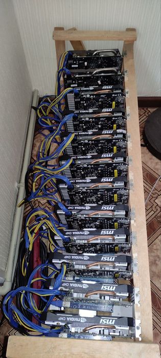 Продам Майнинг ферму на 12 видеокартах MSI CMP30HX