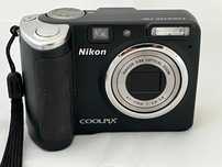 Miniaturowy aparat cyfrowy Nikon Coolpix P50