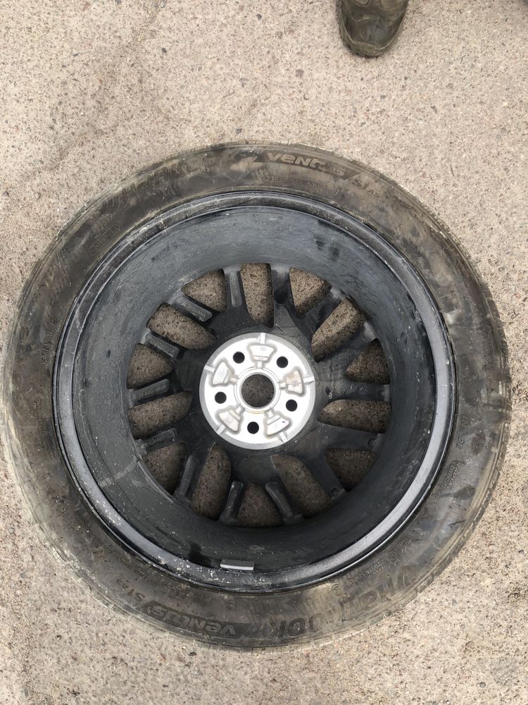 Продам диск R 18 Tesla model 3 Highland