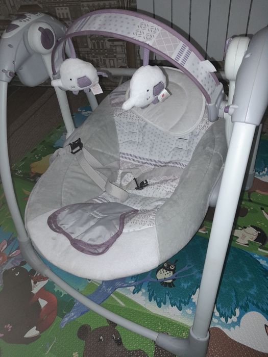 Гойдалка для немовлят